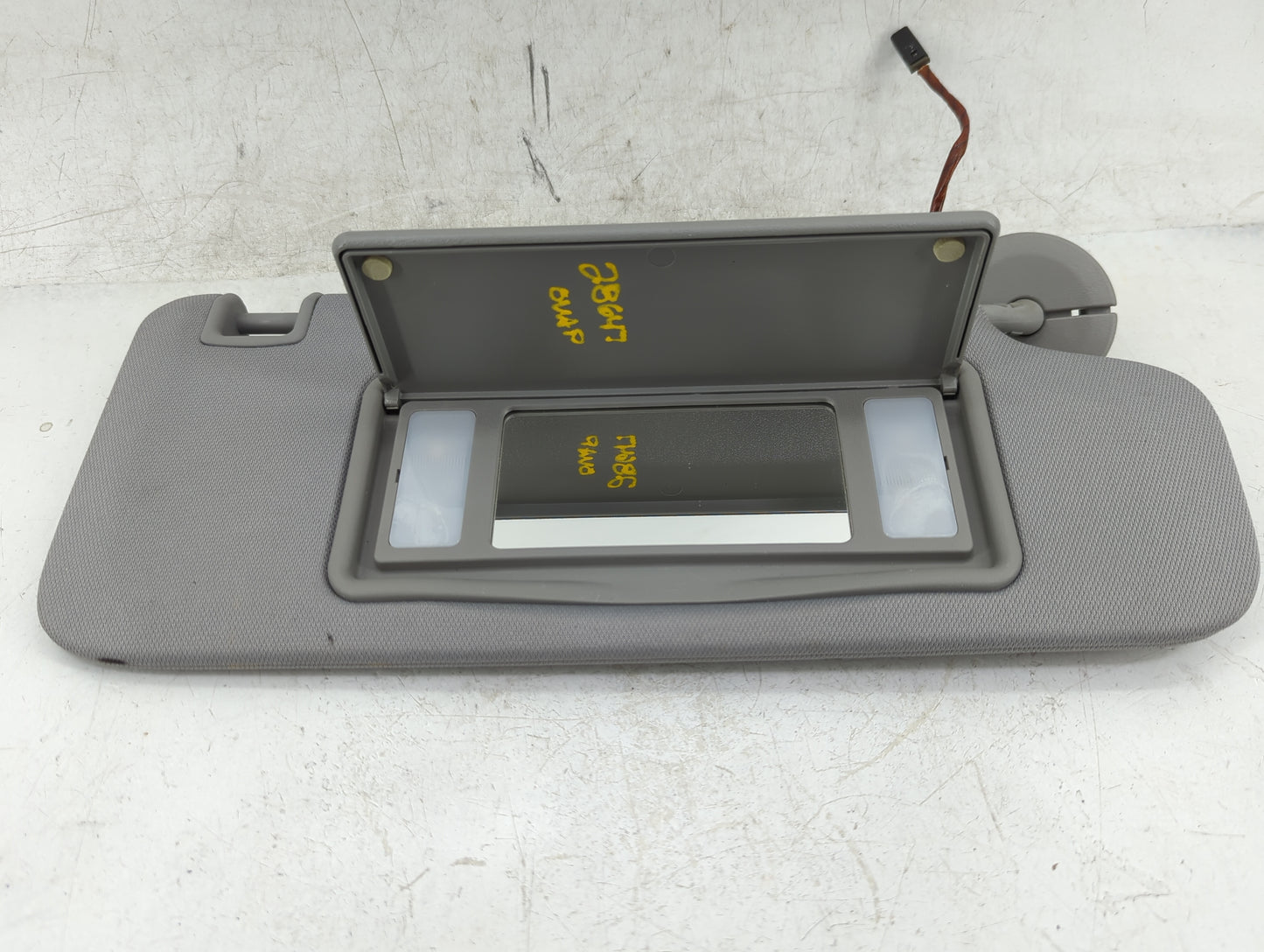 2016-2021 Chevrolet Malibu Sun Visor Shade Replacement Driver Left Mirror Fits Fits 2016 2017 2018 2019 2020 2021 OEM Used A