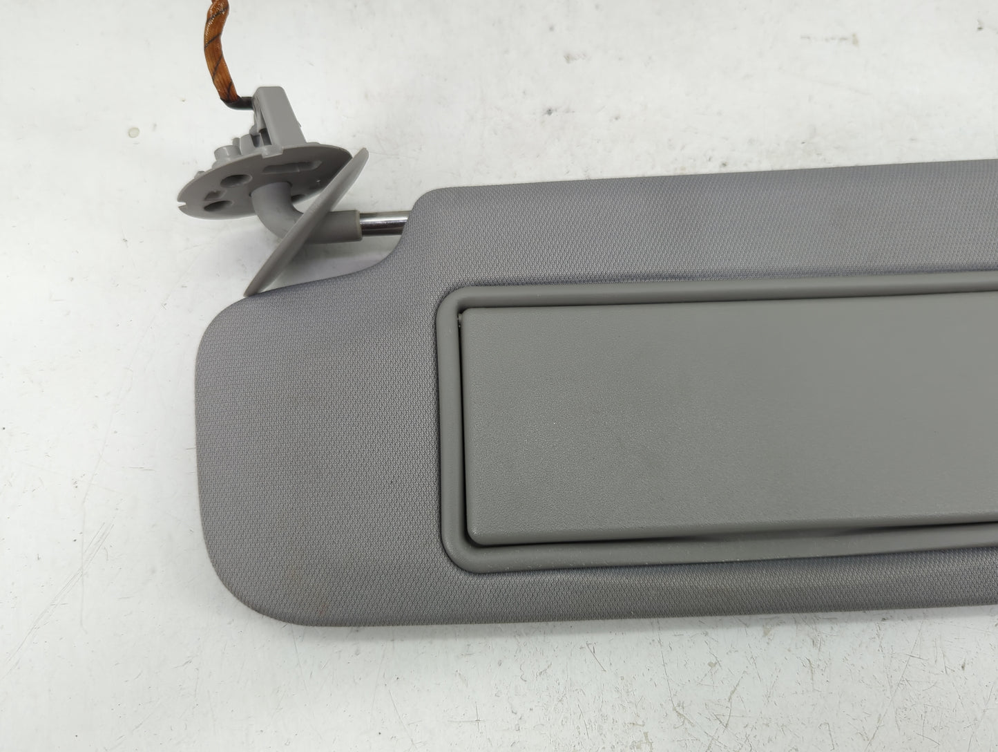 2016-2021 Chevrolet Malibu Sun Visor Shade Replacement Passenger Right Mirror Fits Fits 2016 2017 2018 2019 2020 2021 OEM Us