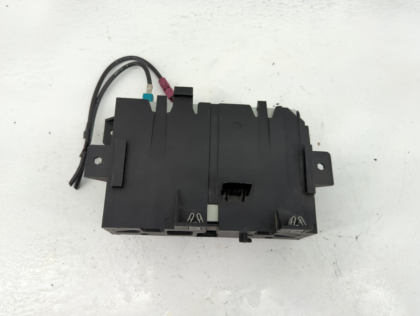 2018-2018 Chevrolet Malibu Information-gps-tv Control Module - Oemusedautoparts1.com