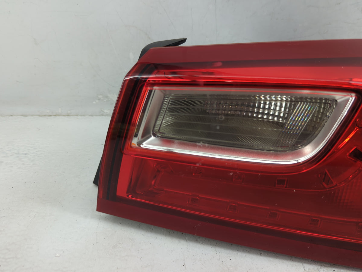 2016-2021 Chevrolet Malibu Driver Left Side Deck Lid Mounted Tail Light 907573 - Oemusedautoparts1.com