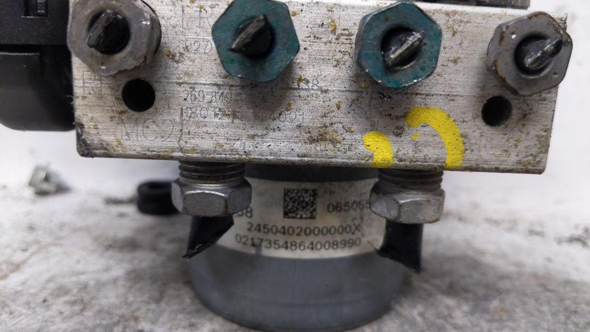 2018 Chevrolet Malibu Anti-Lock Brake ABS Pump Module Actuator OEM Fits OEM Used Auto Parts - Oemusedautoparts1.com