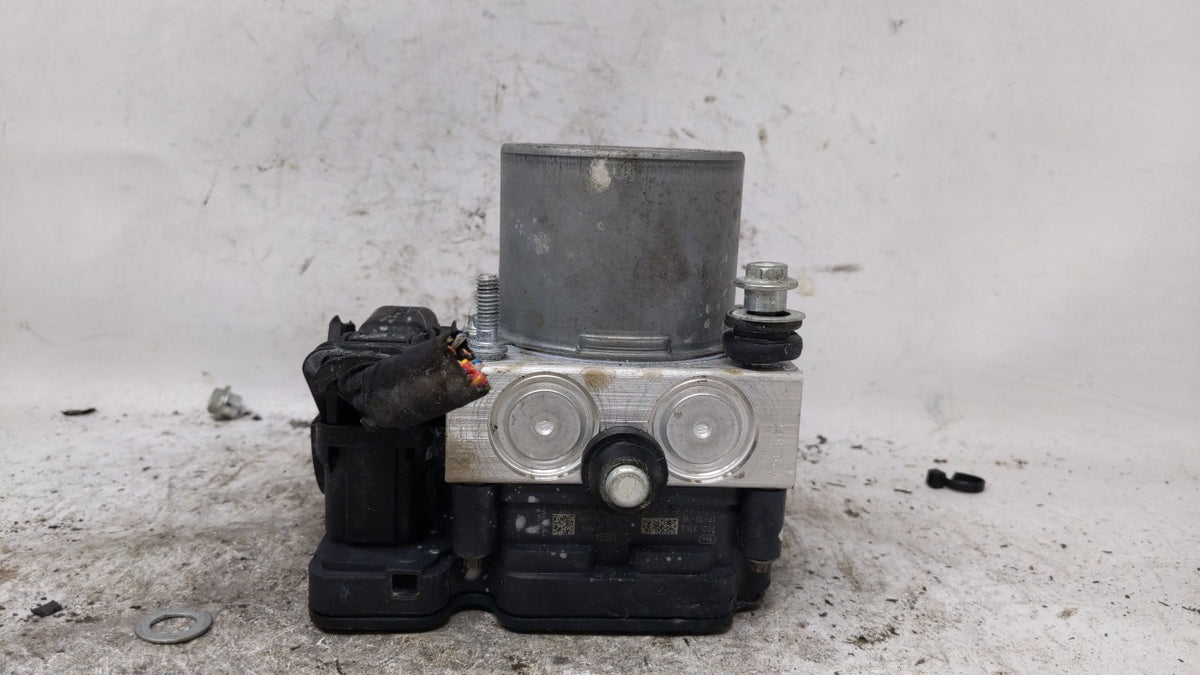 2018 Chevrolet Malibu Anti-Lock Brake ABS Pump Module Actuator OEM Fits OEM Used Auto Parts - Oemusedautoparts1.com