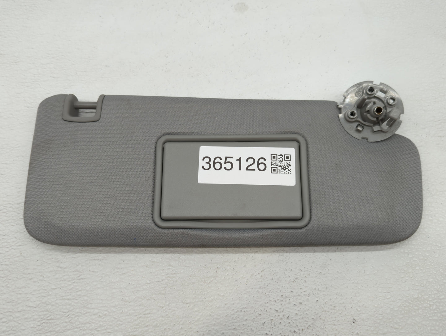 2018 Chevrolet Malibu Sun Visor Shade Replacement Passenger Right Mirror Fits Fits 2016 2017 2019 OEM Used Auto Parts - Oemu