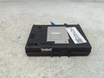 2018 Chevrolet Silverado Radio AM FM Cd Player Receiver Replacement P/N:84296482 Fits OEM Used Auto Parts - Oemusedautoparts