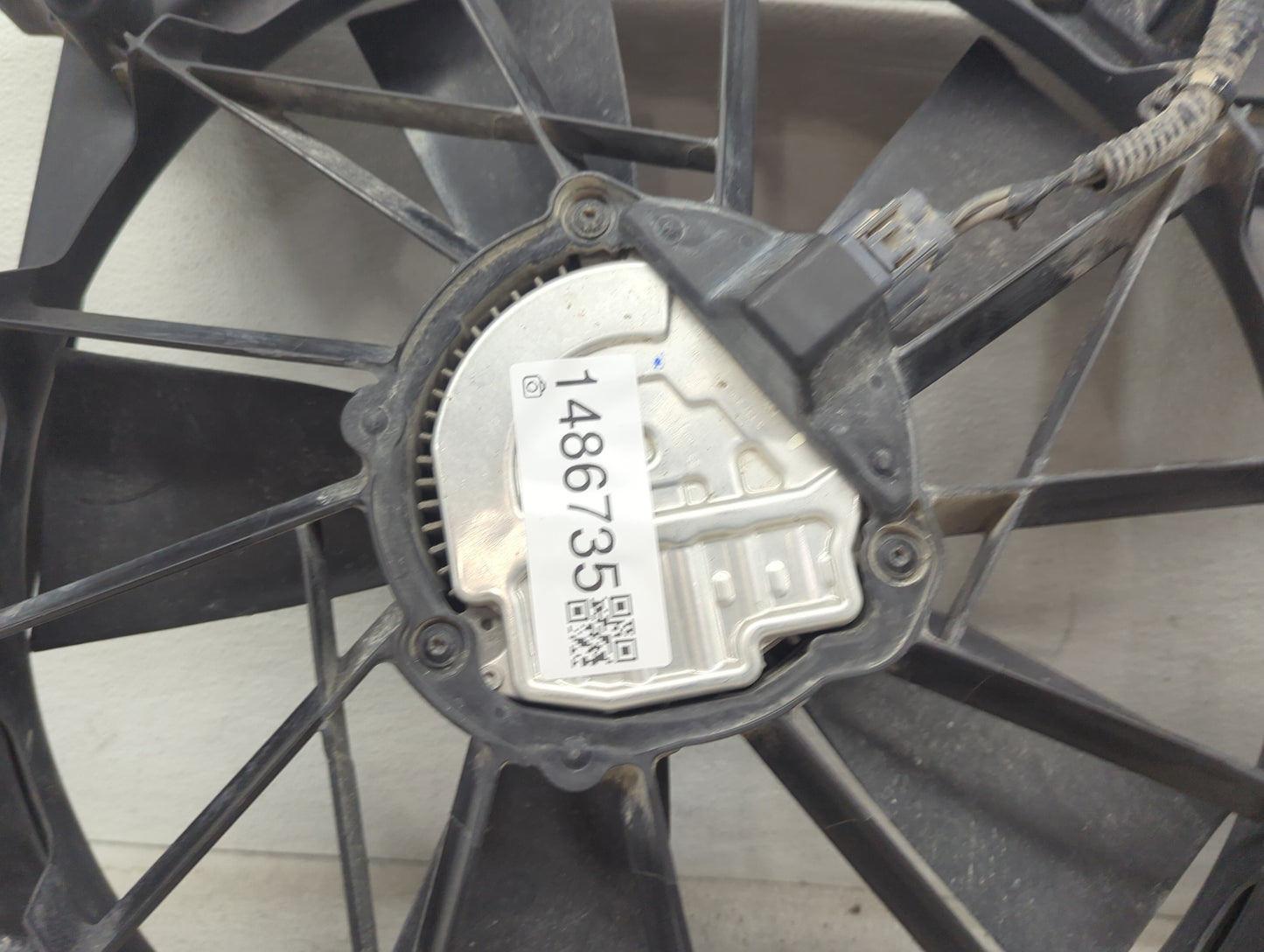 2018 Chevrolet Silverado Electric Radiator Cooling Fan Motor Assembly Fits OEM Used Auto Parts - Oemusedautoparts1.com