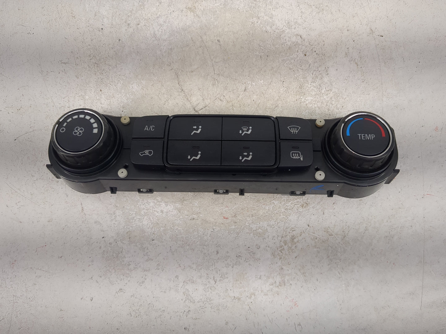 2014-2019 Chevrolet Silverado Climate Control Module Temperature AC/Heater Replacement P/N:84164475 815372982 Fits OEM Used 