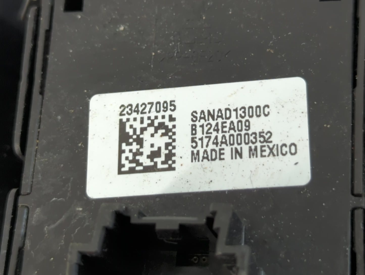 2014-2019 Chevrolet Silverado 1500 Master Power Window Switch Replacement Driver Side Left P/N:23427095 Fits OEM Used Auto P
