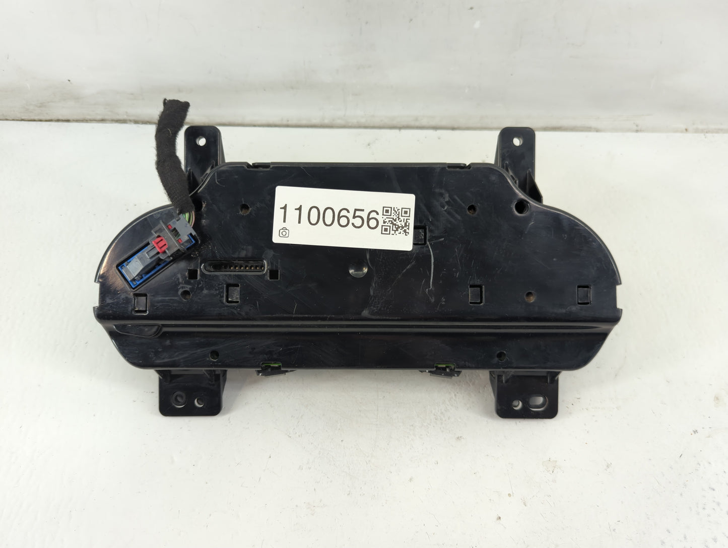 2018 Chevrolet Silverado 1500 Instrument Cluster Speedometer Gauges P/N:28333223 Fits OEM Used Auto Parts - Oemusedautoparts