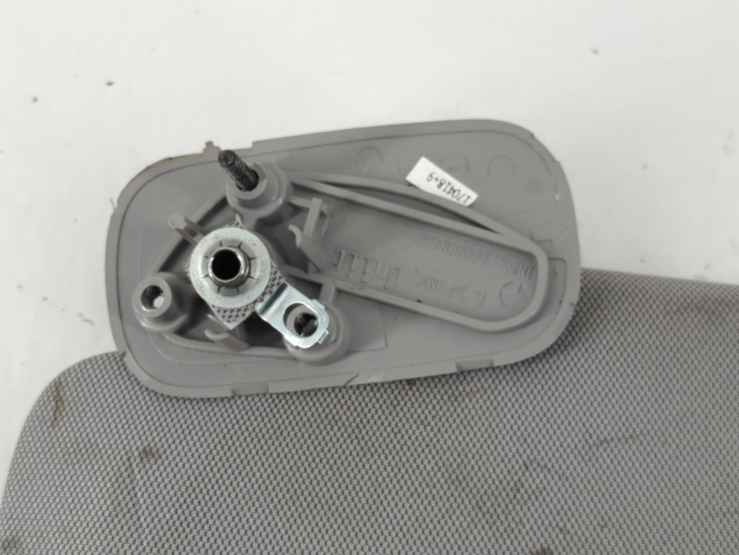 2014-2019 Chevrolet Silverado 1500 Sun Visor Shade Replacement Driver Left Mirror Fits Fits 2014 2015 2016 2017 2018 2019 OE