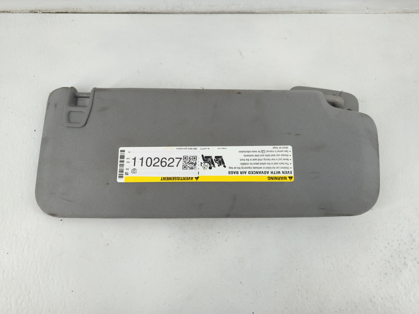 2014-2019 Chevrolet Silverado 1500 Sun Visor Shade Replacement Driver Left Mirror Fits Fits 2014 2015 2016 2017 2018 2019 OE