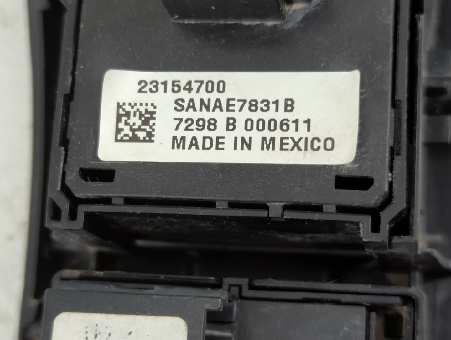 2014-2019 Chevrolet Silverado 1500 Master Power Window Switch Replacement Driver Side Left P/N:23154700 Fits OEM Used Auto P