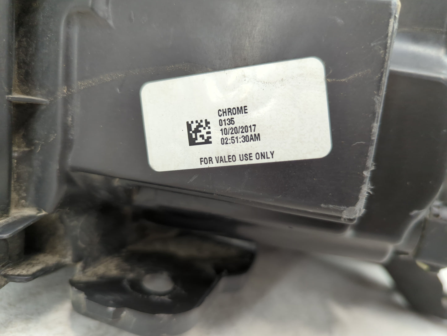 2016 Chevrolet Silverado 1500 Driver Left Oem Head Light Headlight Lamp - Oemusedautoparts1.com