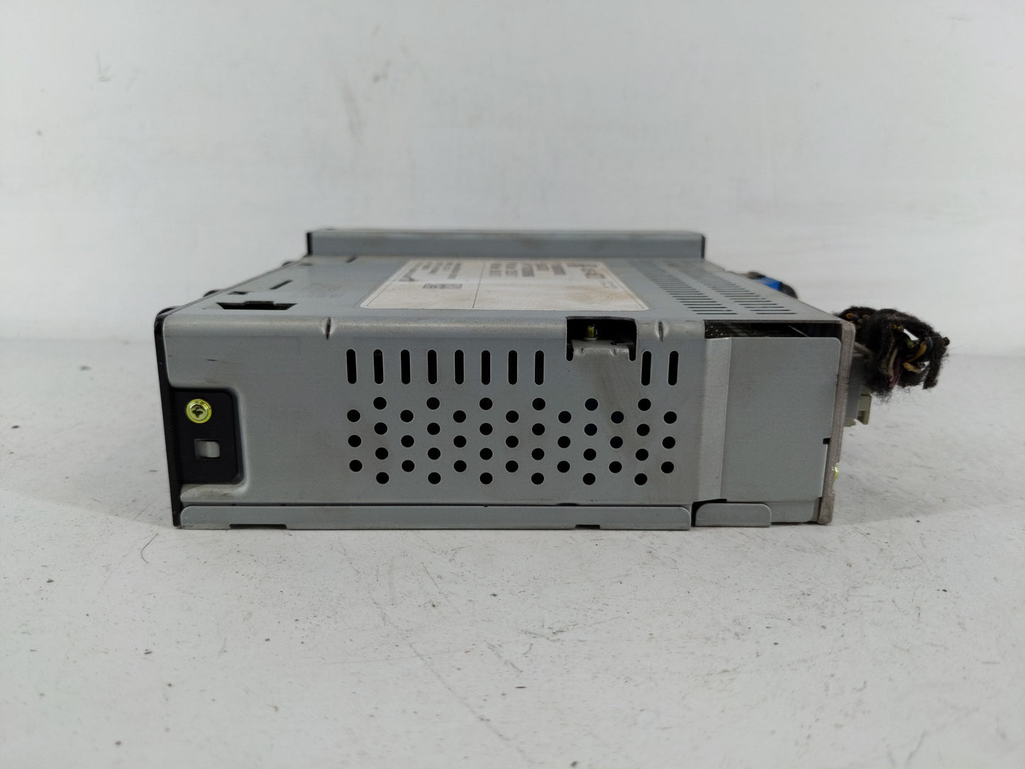 2017-2018 Chevrolet Silverado 1500 Radio AM FM Cd Player Receiver Replacement P/N:42554623 Fits Fits 2017 2018 2019 OEM Used
