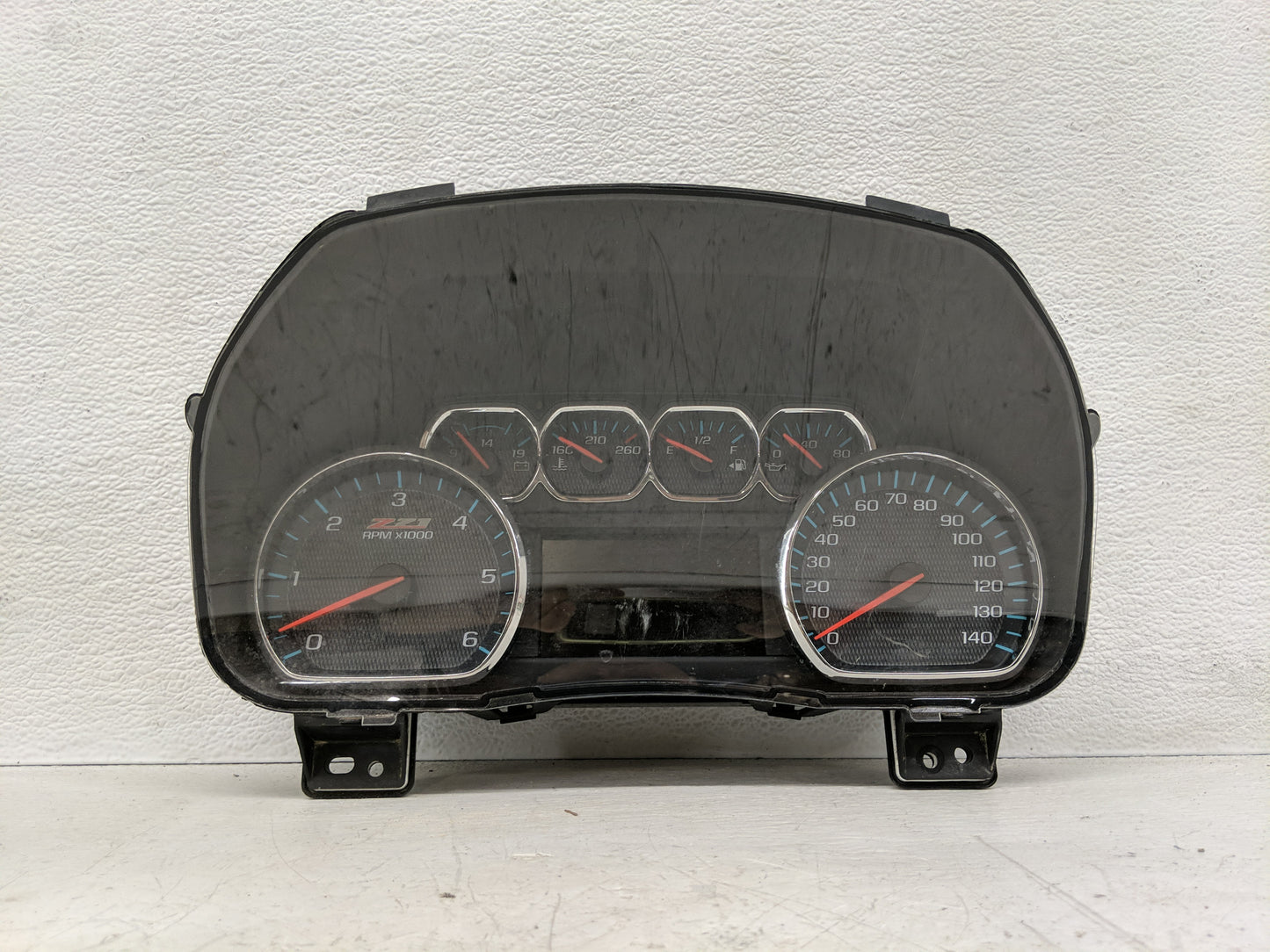 2018-2019 Chevrolet Silverado 1500 Instrument Cluster Speedometer Gauges P/N:6031 Fits Fits 2018 2019 2020 OEM Used Auto Par