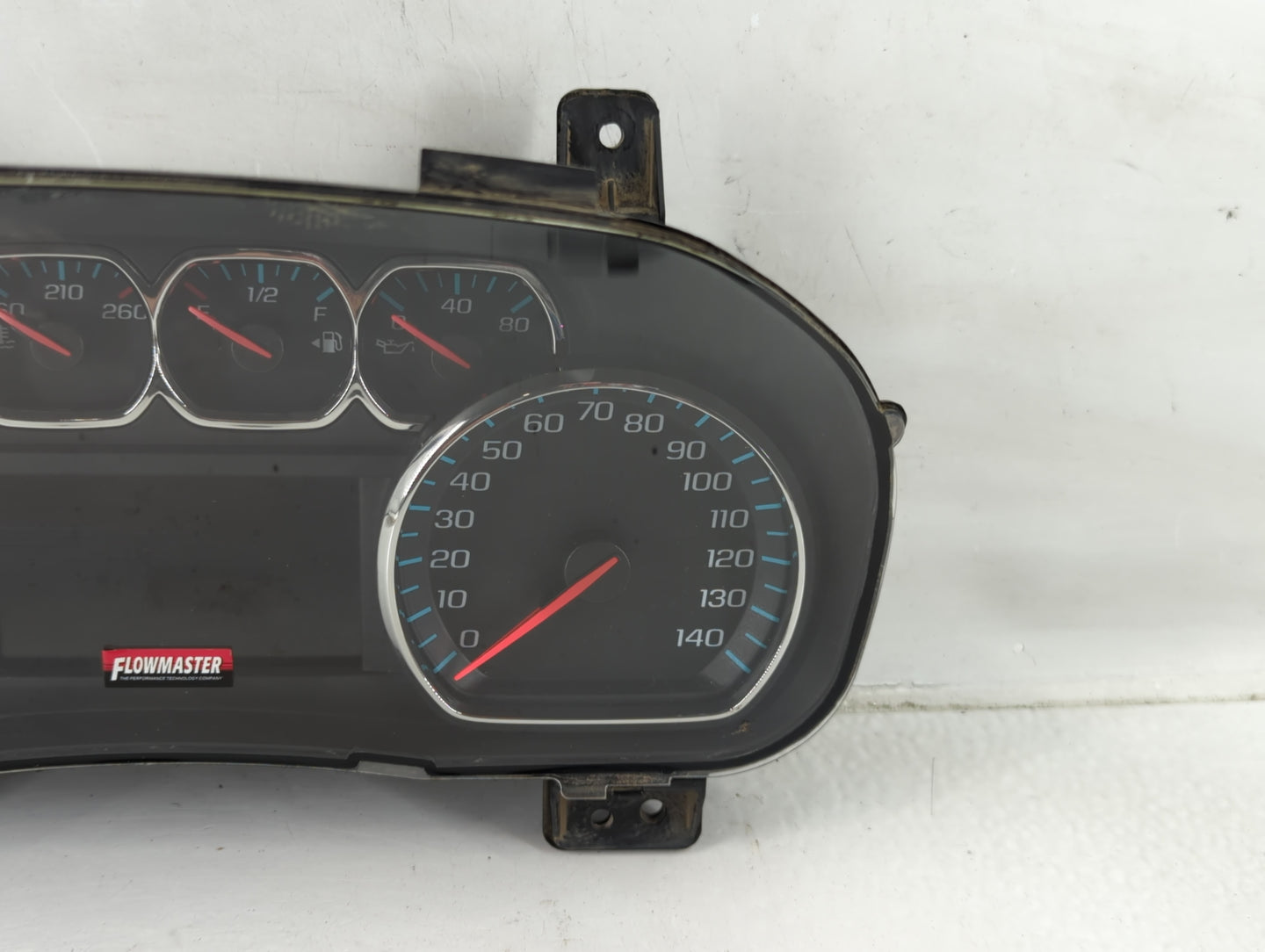 2018-2019 Chevrolet Silverado 1500 Instrument Cluster Speedometer Gauges P/N:84390802 Fits Fits 2018 2019 2020 OEM Used Auto