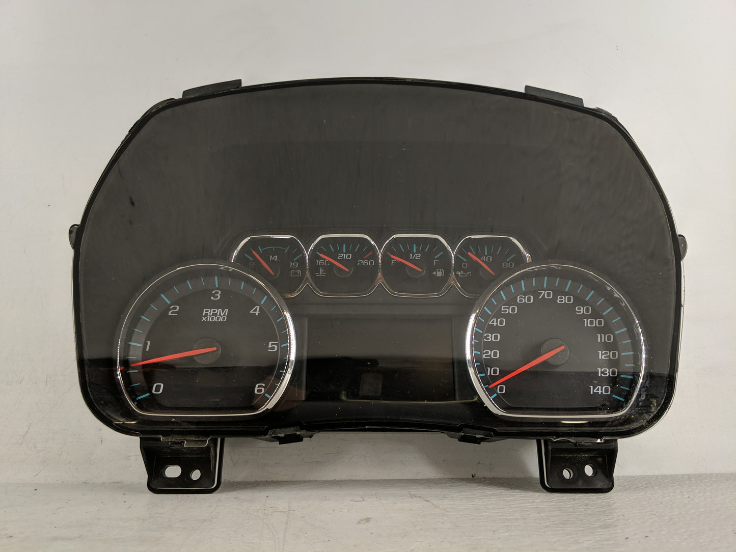 2018-2019 Chevrolet Silverado 1500 Instrument Cluster Speedometer Gauges P/N:84298029 Fits Fits 2018 2019 2020 OEM Used Auto