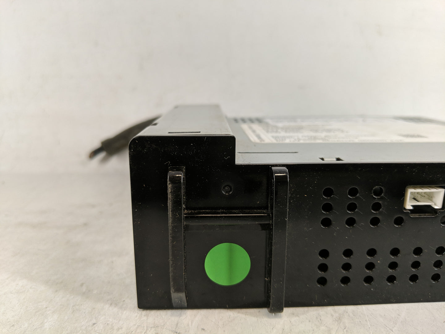 2018 Chevrolet Silverado 1500 Radio AM FM Cd Player Receiver Replacement P/N:42554616 Fits Fits 2019 2020 2021 OEM Used Auto
