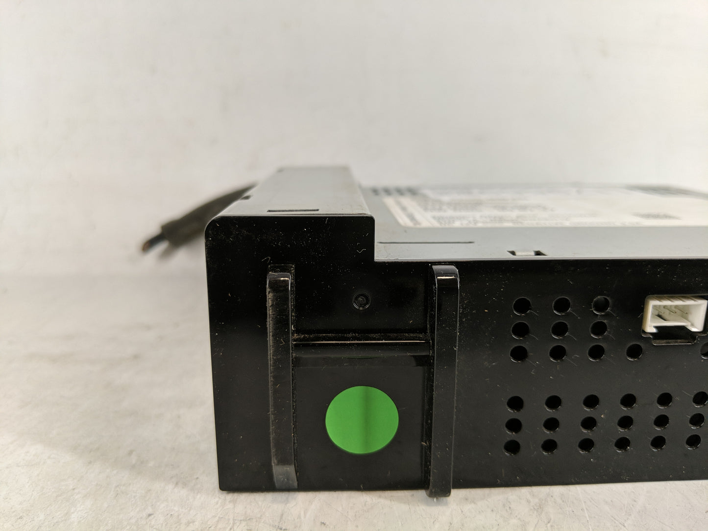 2018 Chevrolet Silverado 1500 Radio AM FM Cd Player Receiver Replacement P/N:42554616 Fits Fits 2019 2020 2021 OEM Used Auto