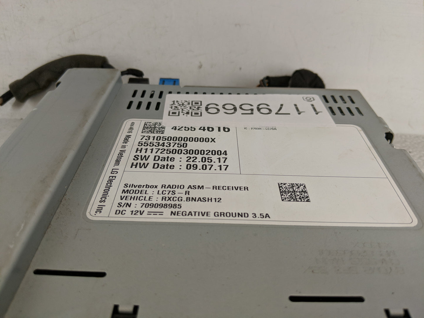 2018 Chevrolet Silverado 1500 Radio AM FM Cd Player Receiver Replacement P/N:42554616 Fits Fits 2019 2020 2021 OEM Used Auto