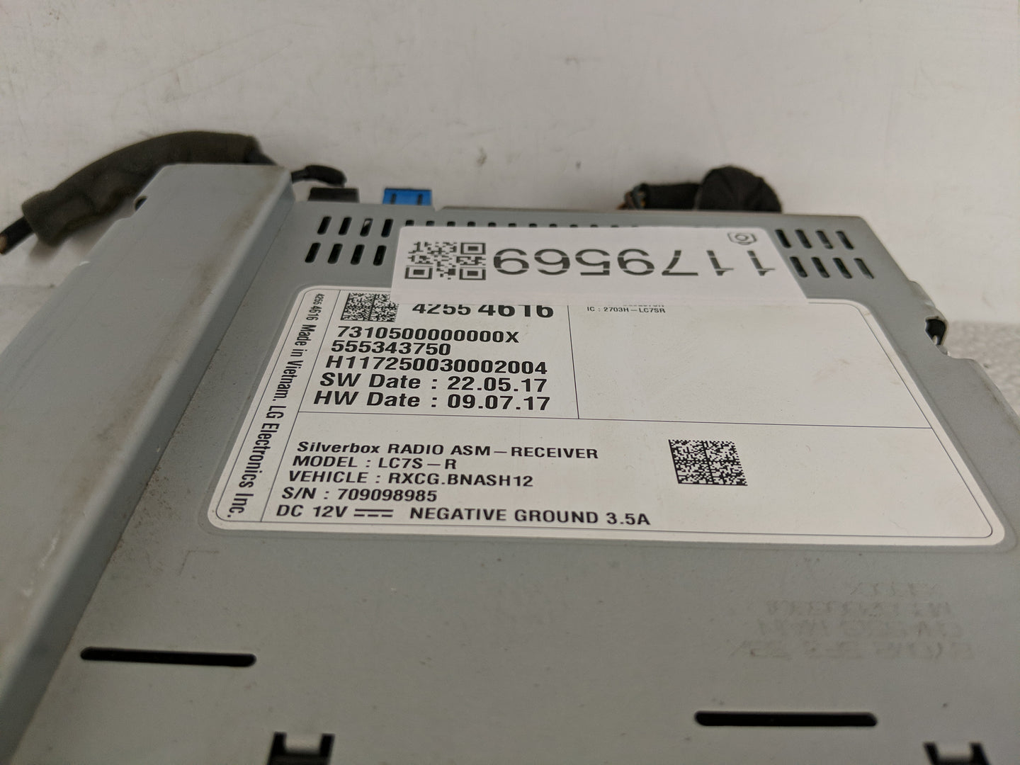 2018 Chevrolet Silverado 1500 Radio AM FM Cd Player Receiver Replacement P/N:42554616 Fits Fits 2019 2020 2021 OEM Used Auto