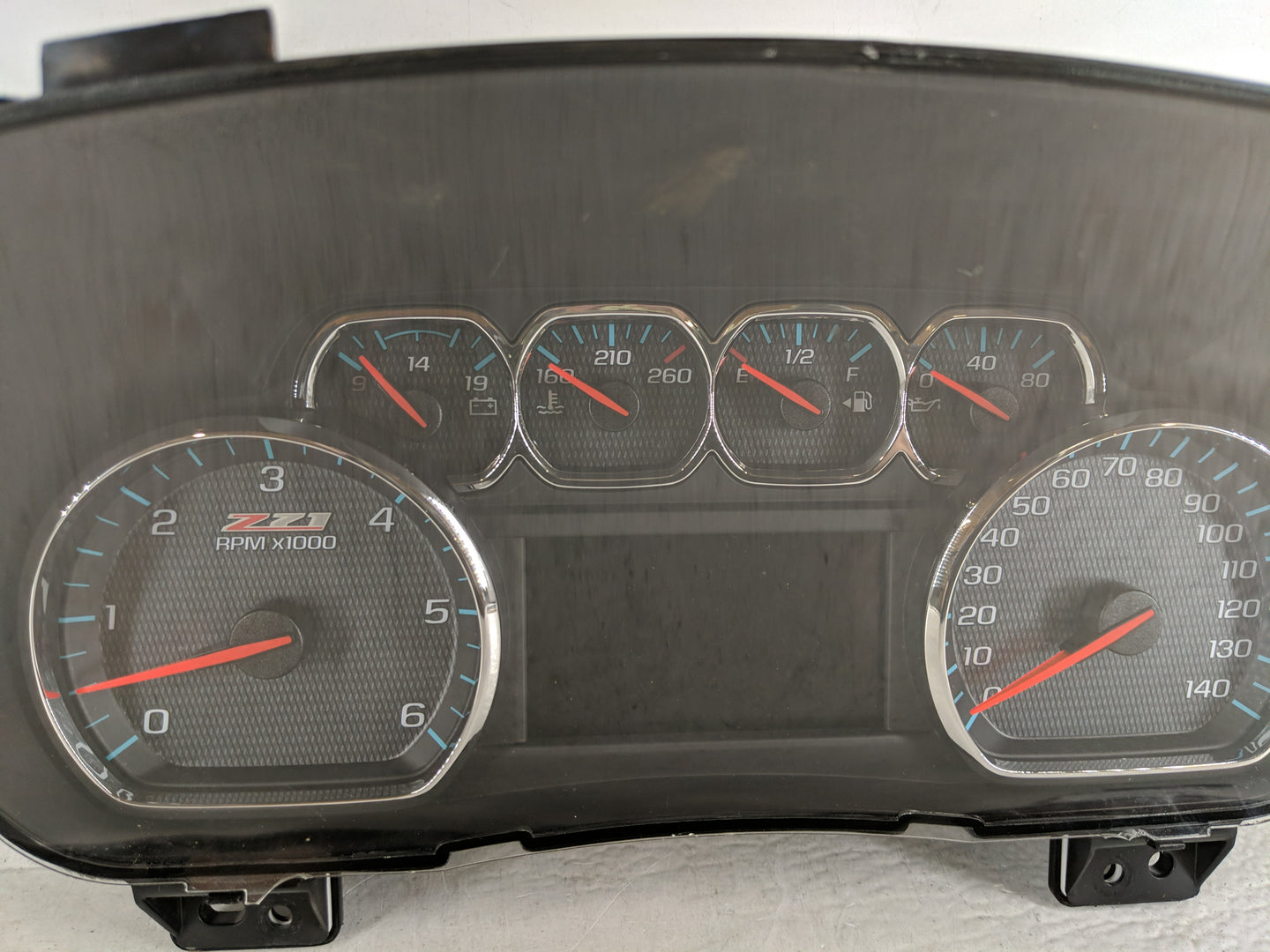 2018-2019 Chevrolet Silverado 1500 Instrument Cluster Speedometer Gauges P/N:84390804 Fits Fits 2018 2019 2020 OEM Used Auto