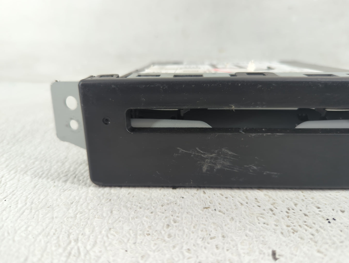 2017-2018 Chevrolet Silverado 1500 Radio AM FM Cd Player Receiver Replacement P/N:8401 6435 Fits Fits 2017 2018 OEM Used Aut