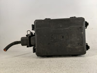 2016-2018 Chevrolet Silverado 1500 Fusebox Fuse Box Panel Relay Module P/N:84303177 Fits Fits 2016 2017 2018 OEM Used Auto P