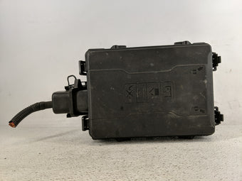 compare product 2016-2018 Chevrolet Silverado 1500 Fusebox Fuse Box Panel Relay Module P/N:84303177 Fits Fits 2016 2017 2018 OEM Used Auto Parts