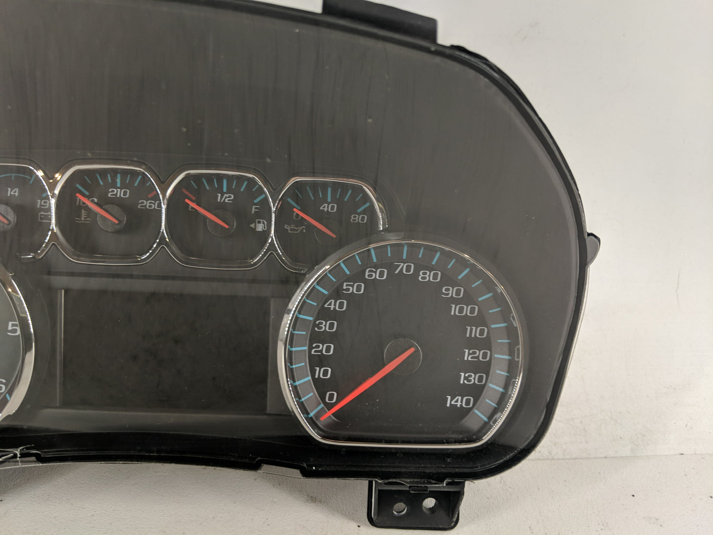 2018-2019 Chevrolet Silverado 1500 Instrument Cluster Speedometer Gauges P/N:84298029 Fits Fits 2018 2019 2020 OEM Used Auto