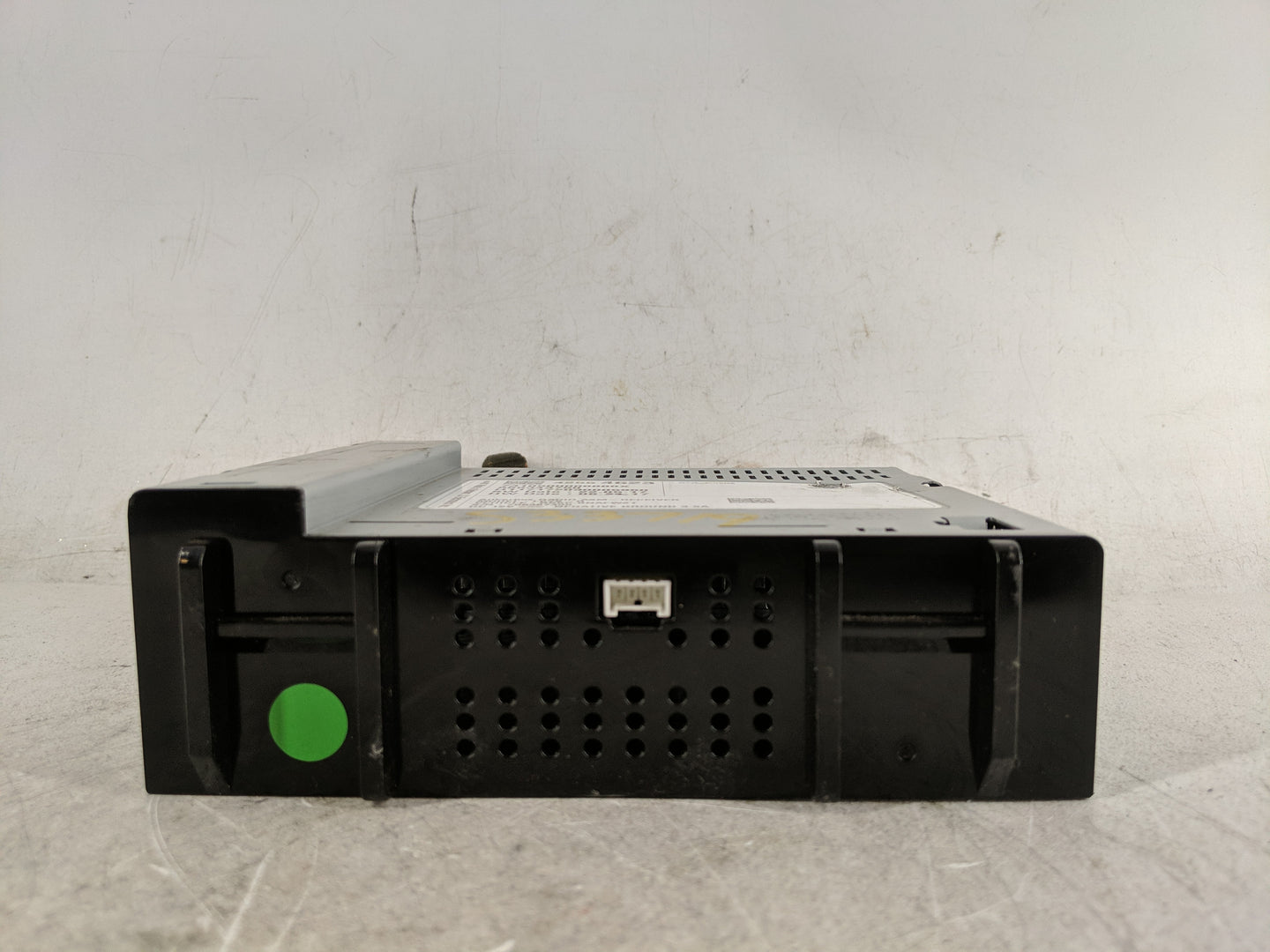2018 Chevrolet Silverado 1500 Radio AM FM Cd Player Receiver Replacement P/N:42554623 Fits Fits 2019 OEM Used Auto Parts - O