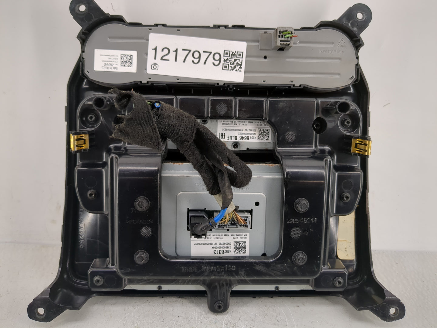 2018 Chevrolet Silverado 1500 Climate Control Module Temperature AC/Heater Replacement P/N:42578313 Fits OEM Used Auto Parts
