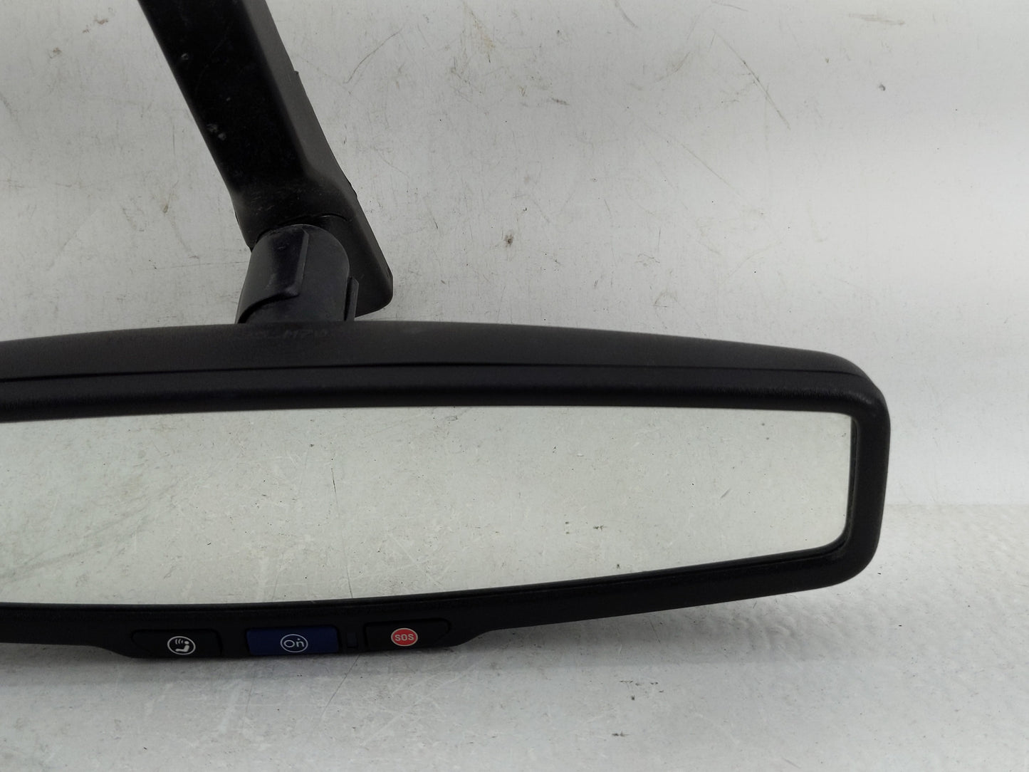 2014-2022 Chevrolet Silverado 1500 Interior Rear View Mirror Replacement OEM P/N:E11046392 E11026392 Fits OEM Used Auto Part