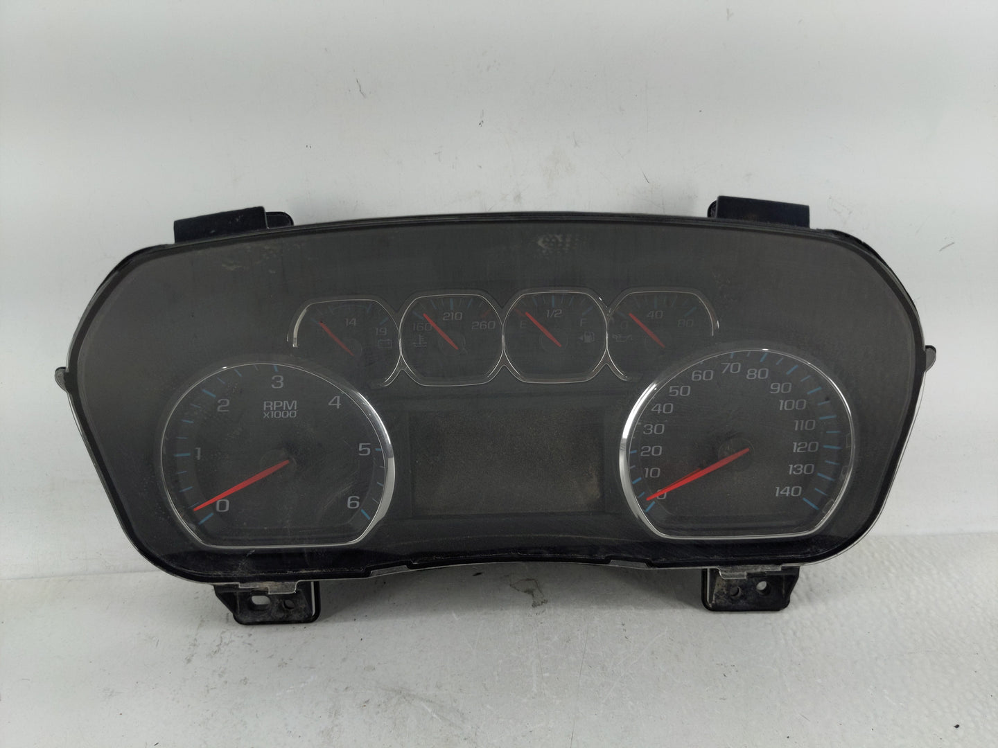 2018-2019 Chevrolet Silverado 1500 Instrument Cluster Speedometer Gauges P/N:84390802 Fits Fits 2018 2019 2020 OEM Used Auto