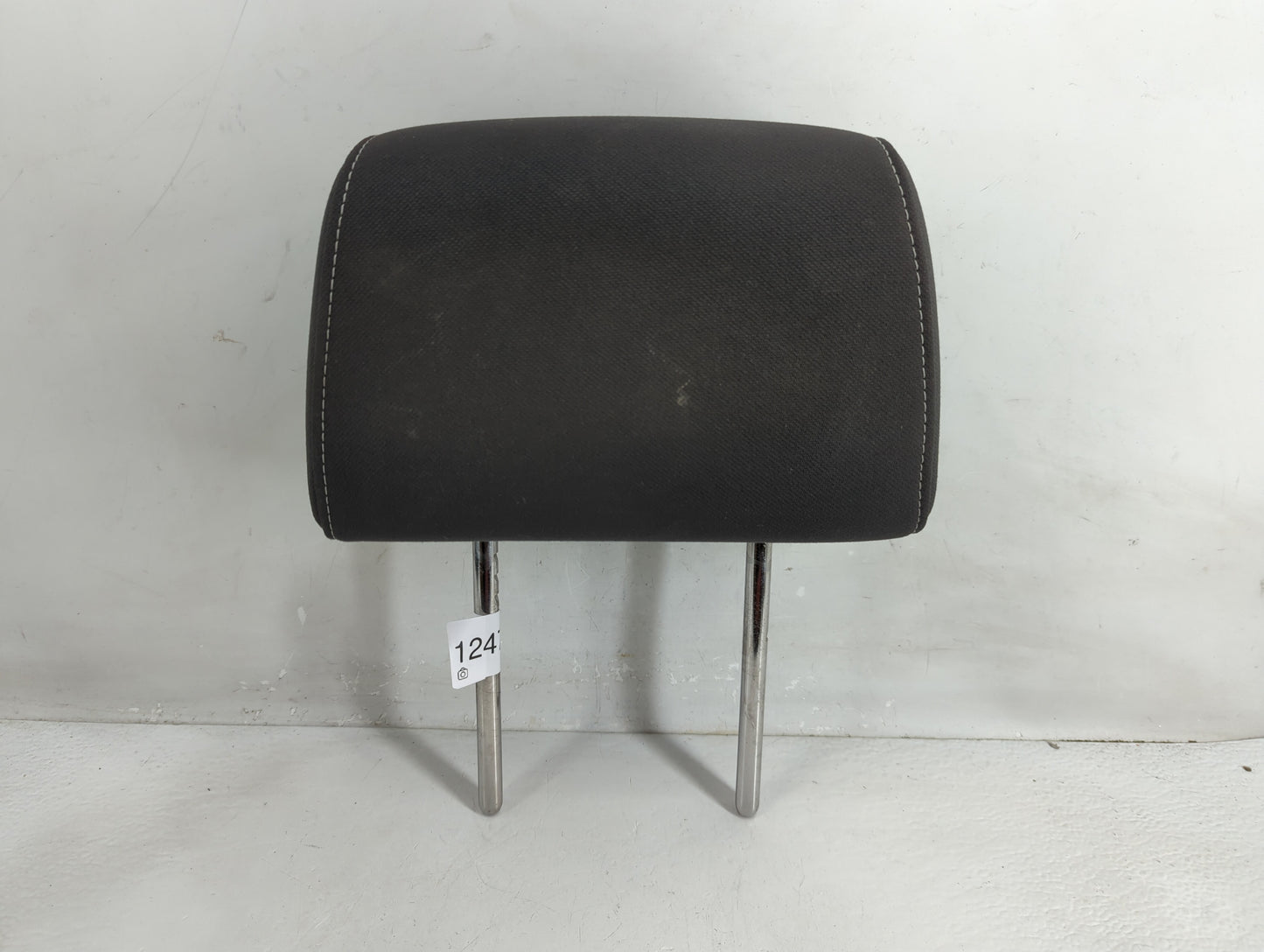 2018 Chevrolet Silverado 1500 Headrest Head Rest Front Driver Passenger Seat Fits OEM Used Auto Parts - Oemusedautoparts1.co
