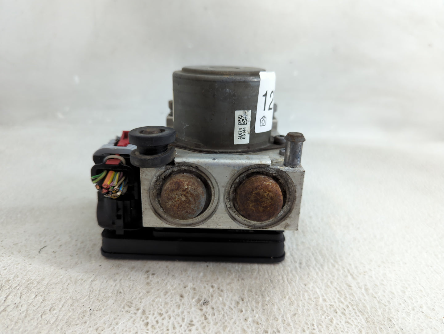 2017-2019 Chevrolet Silverado 1500 ABS Pump Control Module Replacement P/N:84256779 Fits Fits 2017 2018 2019 2020 OEM Used A