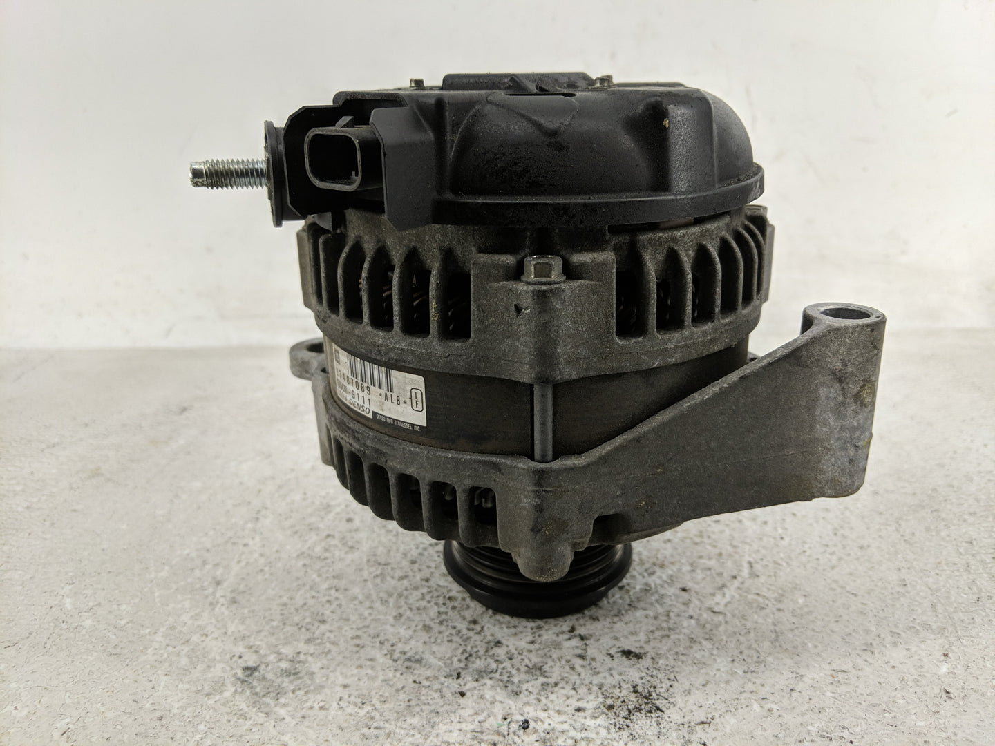 2014-2019 Chevrolet Silverado 1500 Alternator Replacement Generator Charging Assembly Engine OEM P/N:23487089 84143543 Fits 
