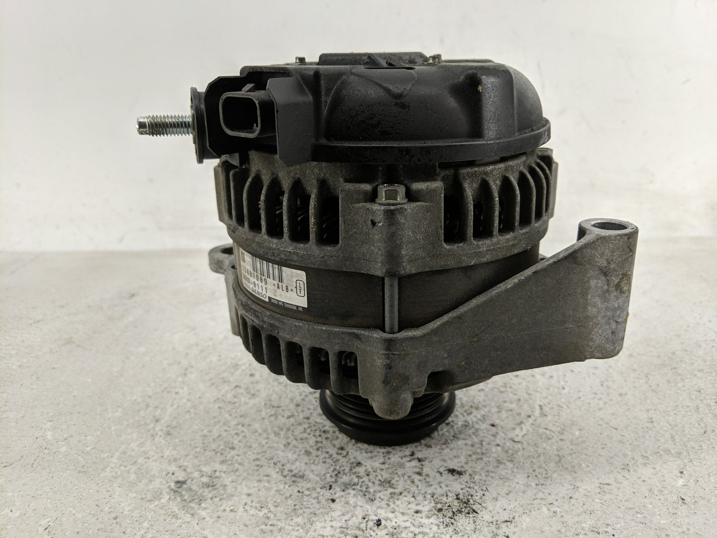 2014-2019 Chevrolet Silverado 1500 Alternator Replacement Generator Charging Assembly Engine OEM P/N:23487089 84143543 Fits 