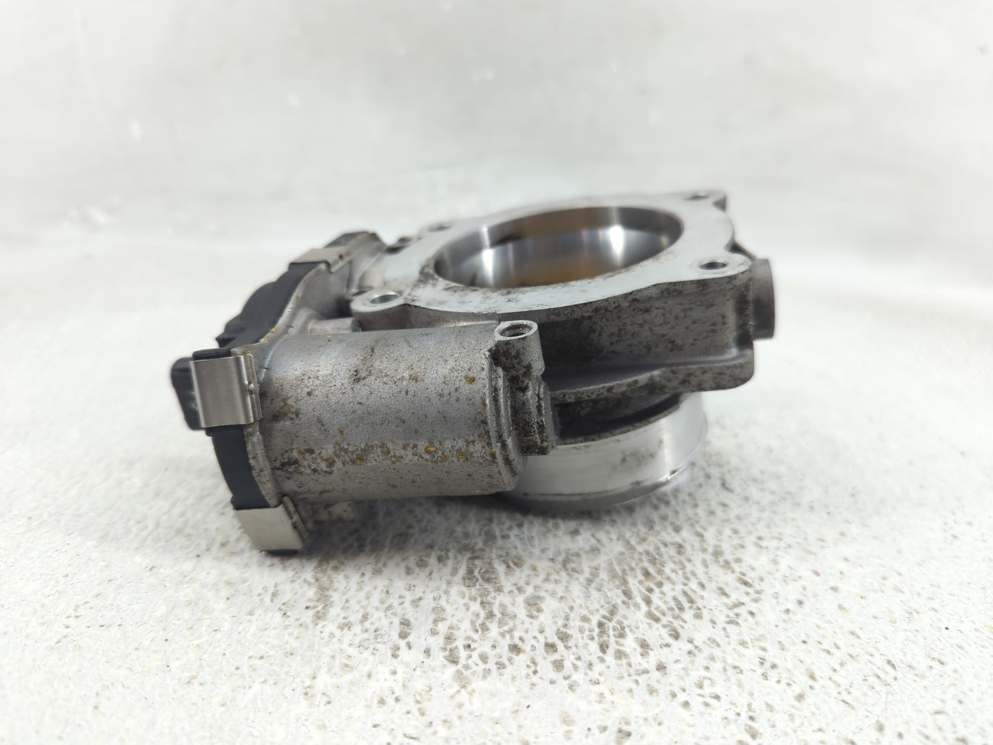 2018 Chevrolet Silverado 1500 Throttle Body P/N:12676296AA RME59-350 Fits Fits 2016 2017 2019 2020 2021 2022 OEM Used Auto P
