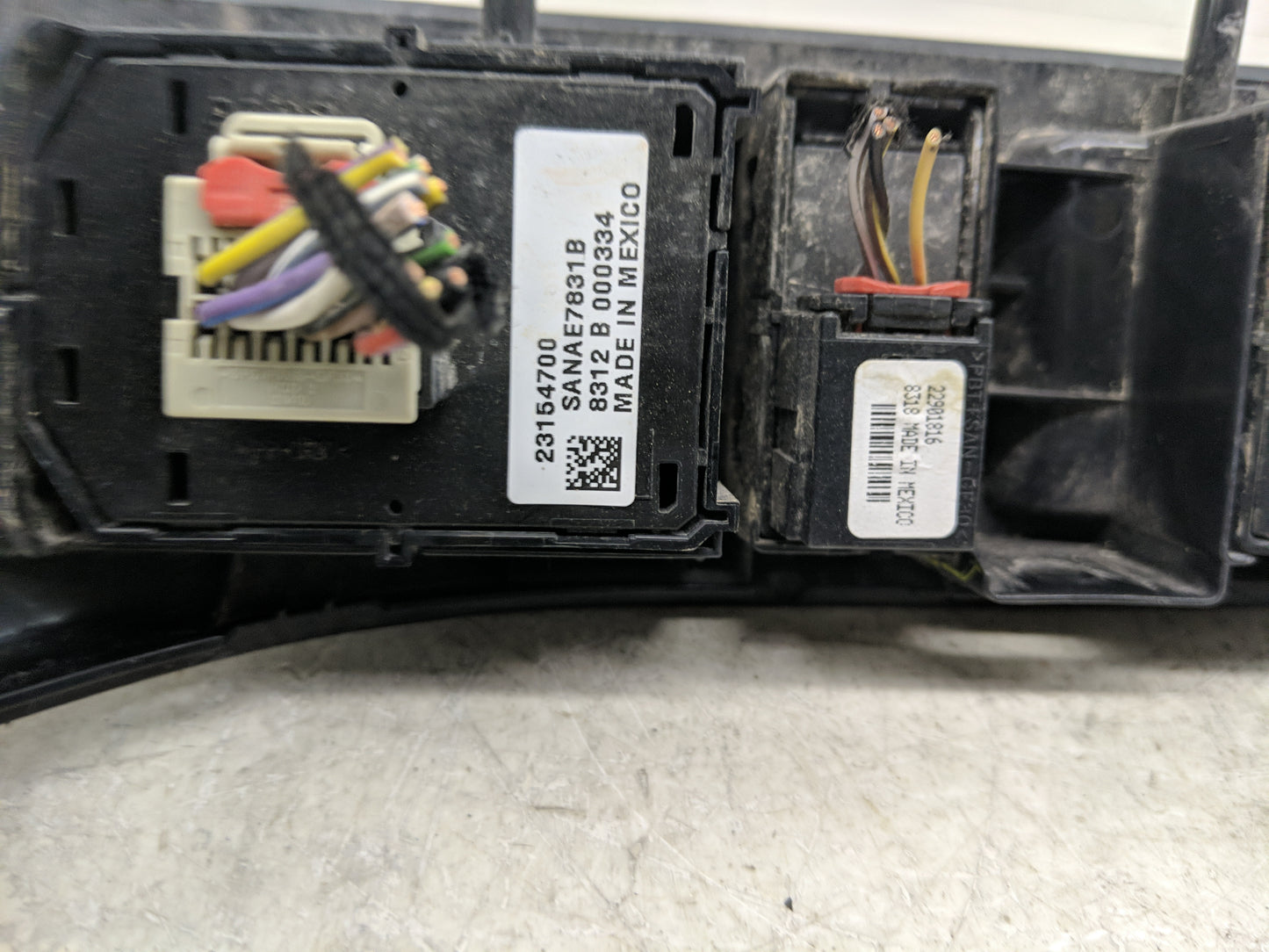 2014-2019 Chevrolet Silverado 1500 Master Power Window Switch Replacement Driver Side Left P/N:23154700 Fits OEM Used Auto P
