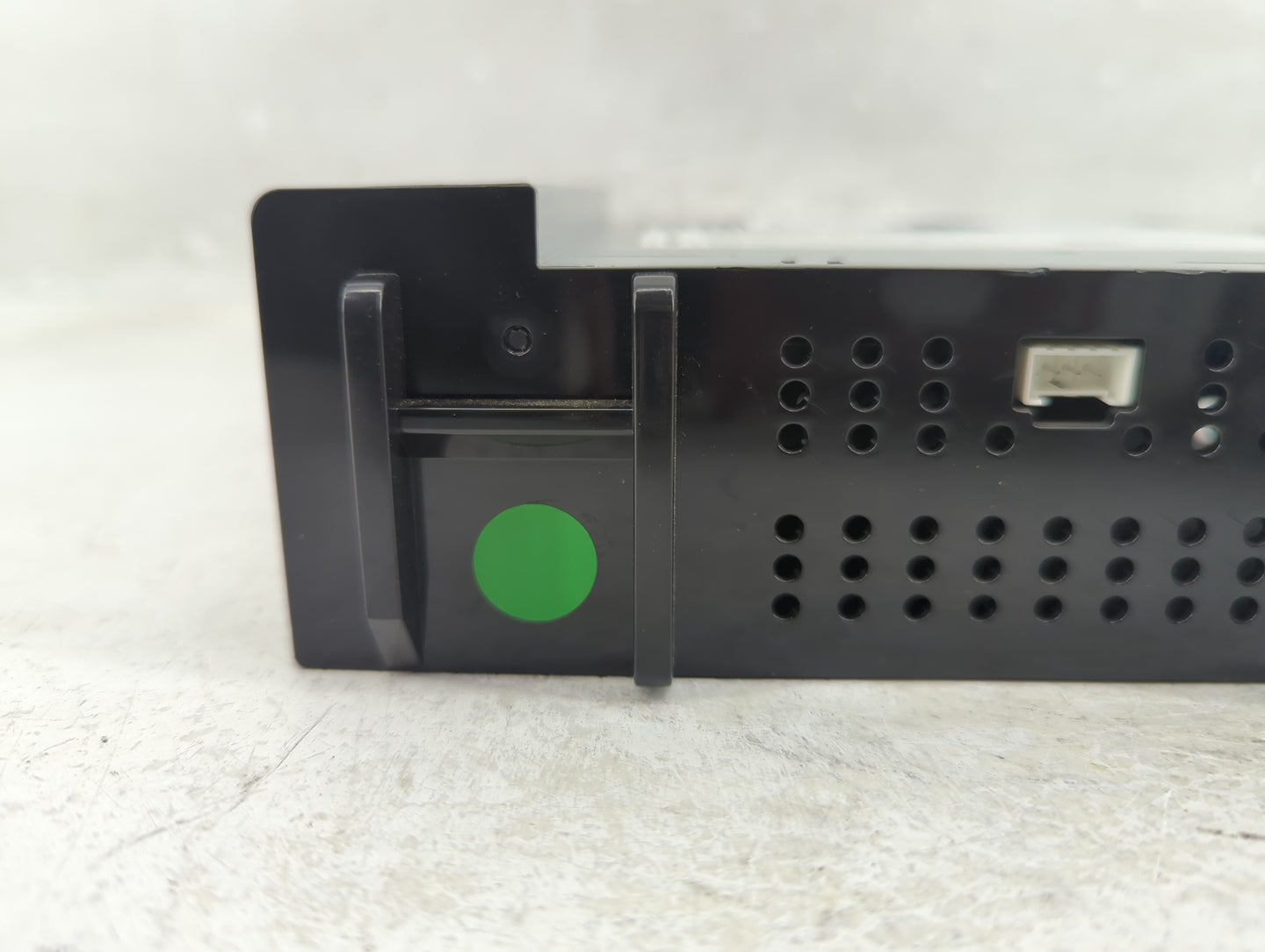 2018 Chevrolet Silverado 1500 Radio AM FM Cd Player Receiver Replacement P/N:555343750 42554558 Fits Fits 2019 OEM Used Auto
