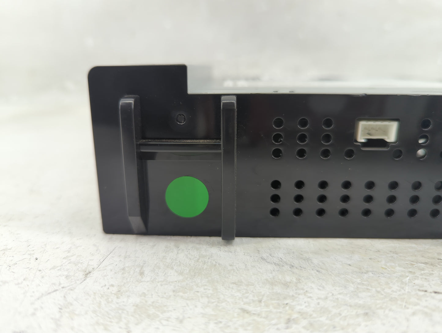2018 Chevrolet Silverado 1500 Radio AM FM Cd Player Receiver Replacement P/N:555343750 42554558 Fits Fits 2019 OEM Used Auto