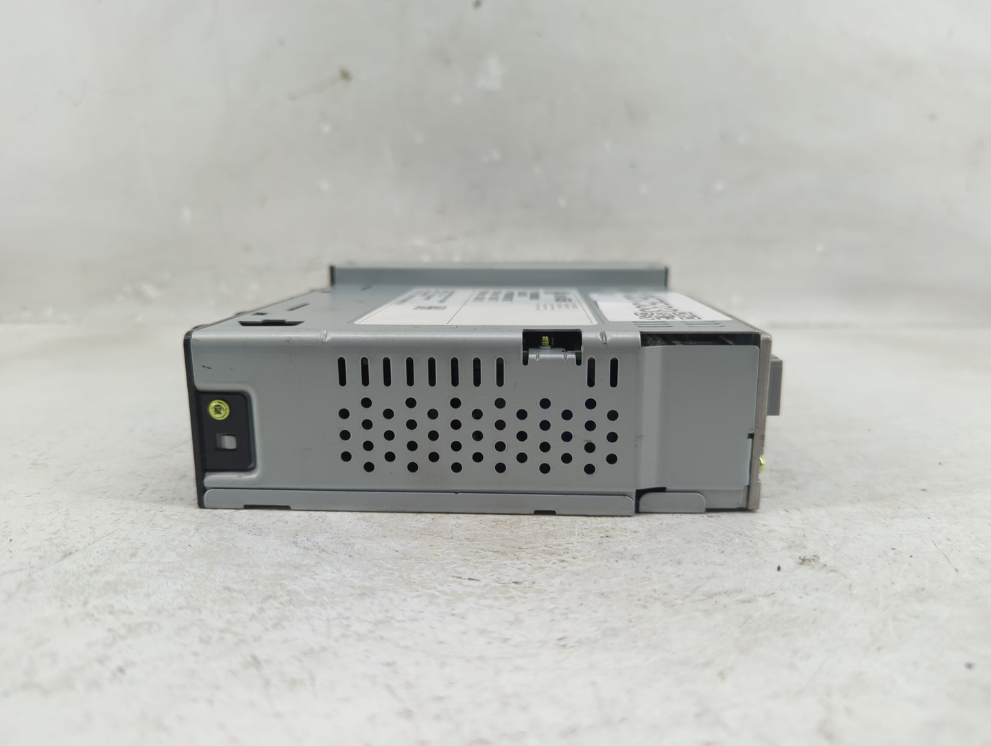 2018 Chevrolet Silverado 1500 Radio AM FM Cd Player Receiver Replacement P/N:555343750 42554558 Fits Fits 2019 OEM Used Auto