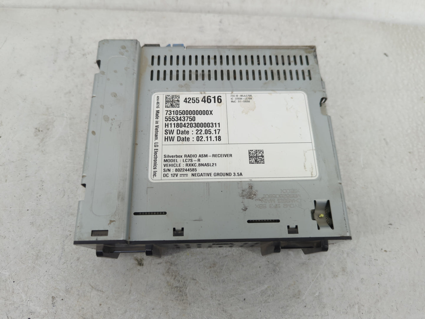 2018 Chevrolet Silverado 1500 Radio AM FM Cd Player Receiver Replacement P/N:42554616 Fits Fits 2019 2020 2021 OEM Used Auto