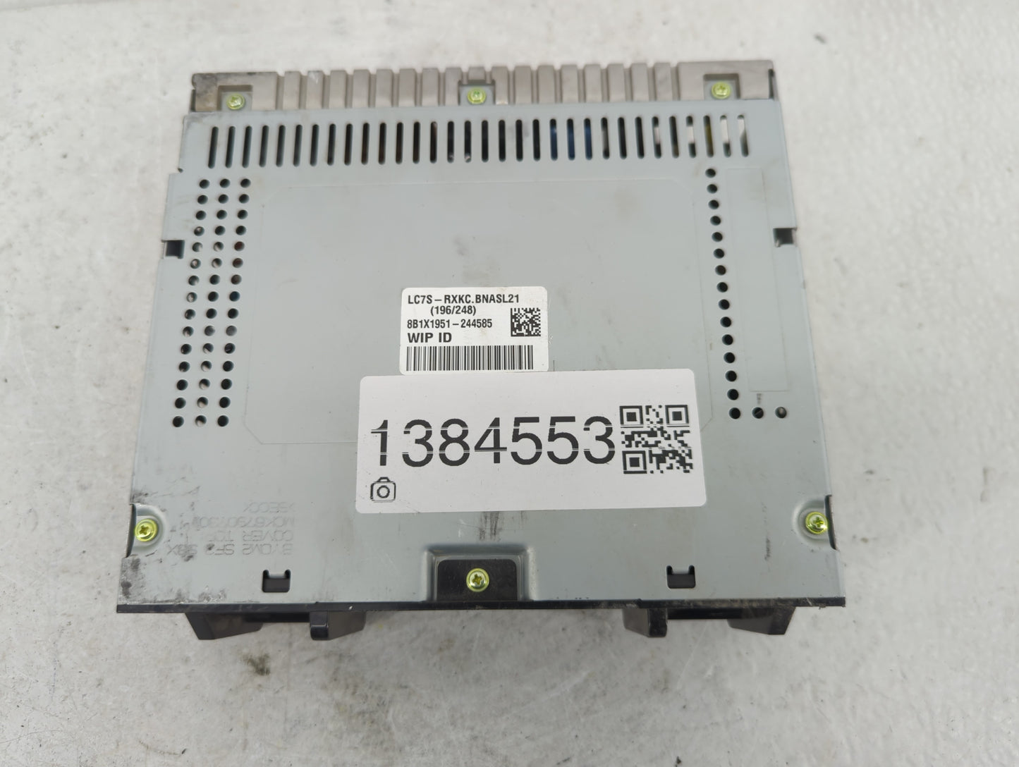 2018 Chevrolet Silverado 1500 Radio AM FM Cd Player Receiver Replacement P/N:42554616 Fits Fits 2019 2020 2021 OEM Used Auto