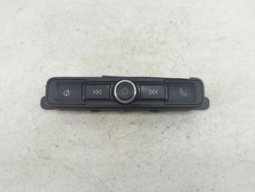 2016-2019 Chevrolet Silverado 1500 Radio AM FM Cd Player Receiver Replacement P/N:42516646 555343750 Fits Fits 2016 2017 201