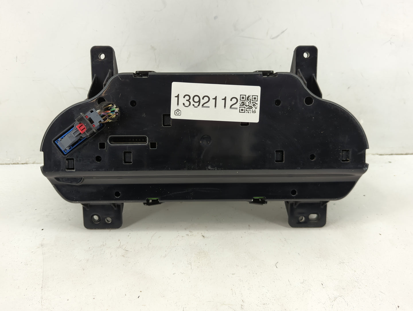 2018-2019 Chevrolet Silverado 1500 Instrument Cluster Speedometer Gauges P/N:84298029 Fits Fits 2018 2019 2020 OEM Used Auto