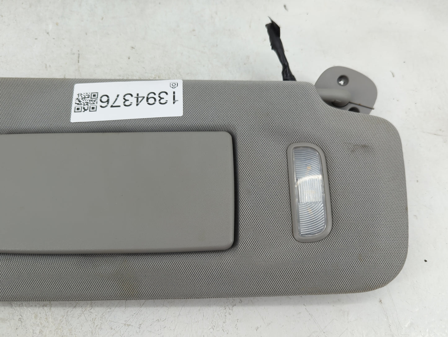2014-2019 Chevrolet Silverado 1500 Sun Visor Shade Replacement Passenger Right Mirror Fits Fits 2014 2015 2016 2017 2018 201