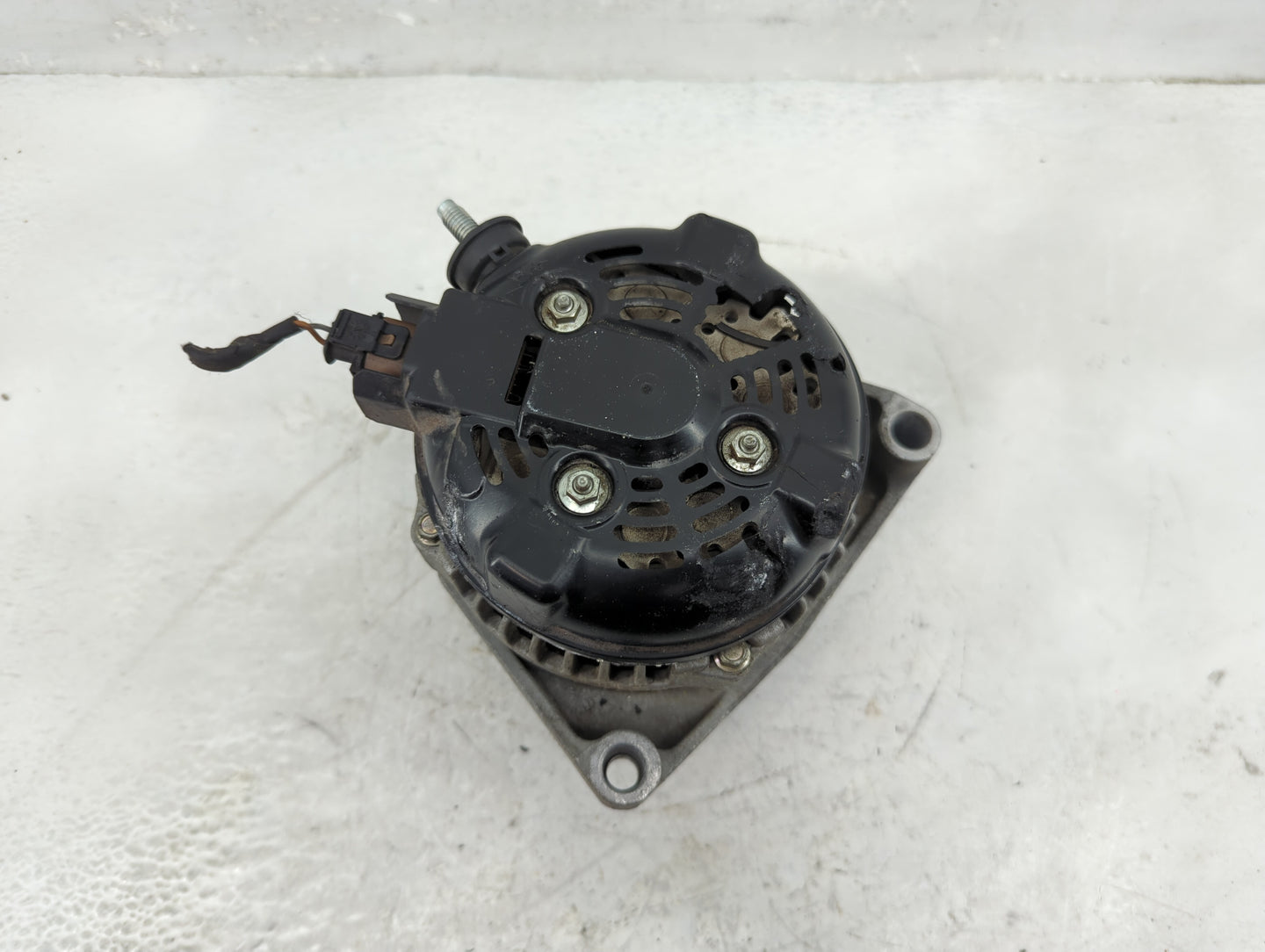 2014-2019 Chevrolet Silverado 1500 Alternator Replacement Generator Charging Assembly Engine OEM P/N:TN104211-9112 84143543 