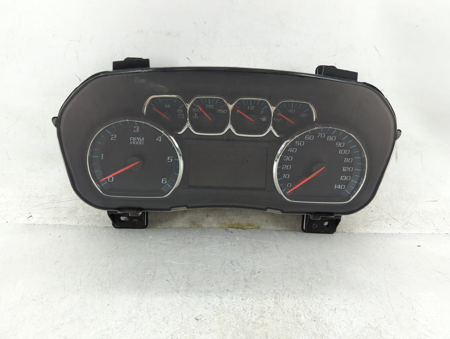 2018-2019 Chevrolet Silverado 1500 Instrument Cluster Speedometer Gauges P/N:84298029 Fits Fits 2018 2019 2020 OEM Used Auto