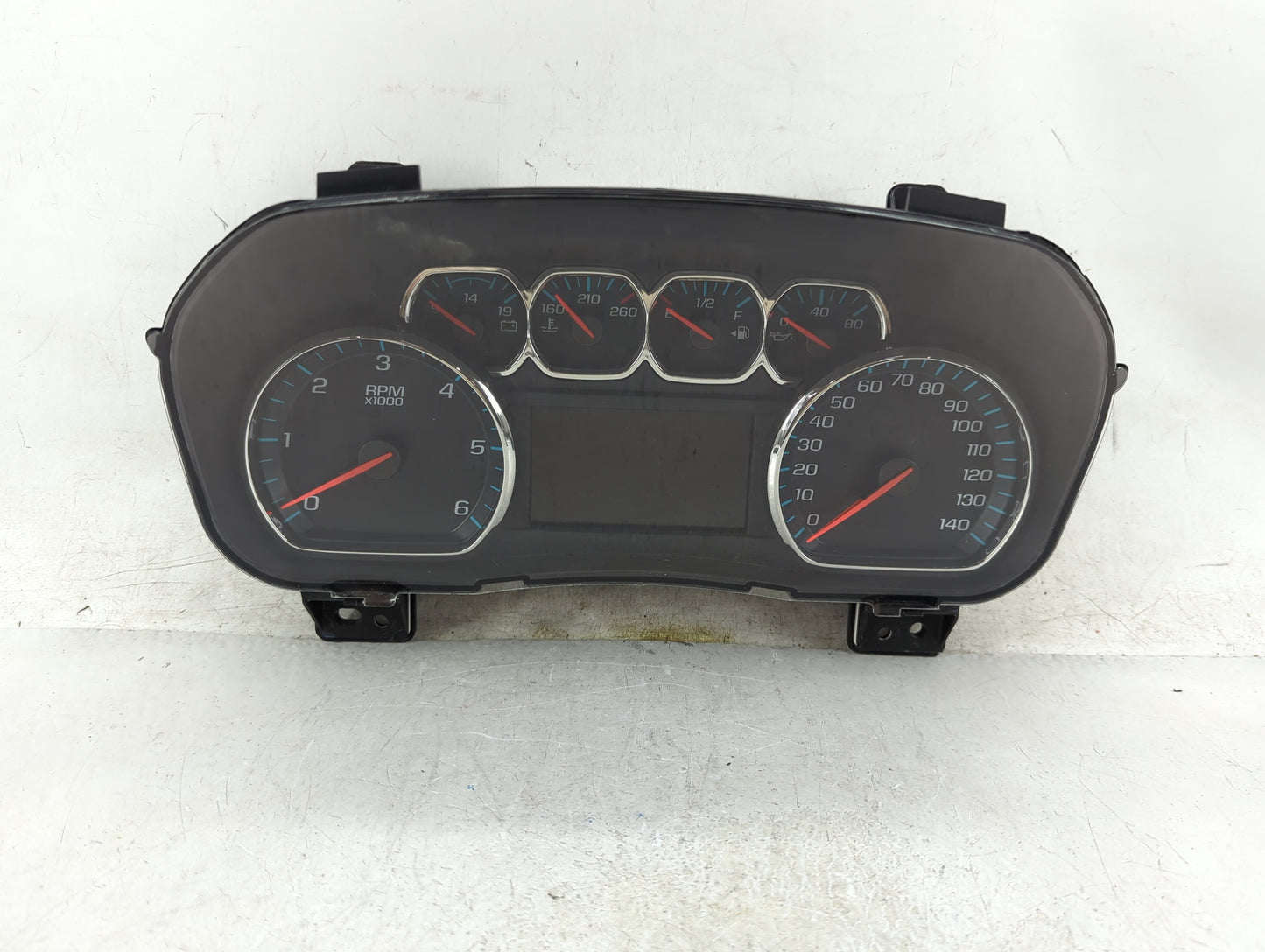 2018-2019 Chevrolet Silverado 1500 Instrument Cluster Speedometer Gauges P/N:84298029 Fits Fits 2018 2019 2020 OEM Used Auto